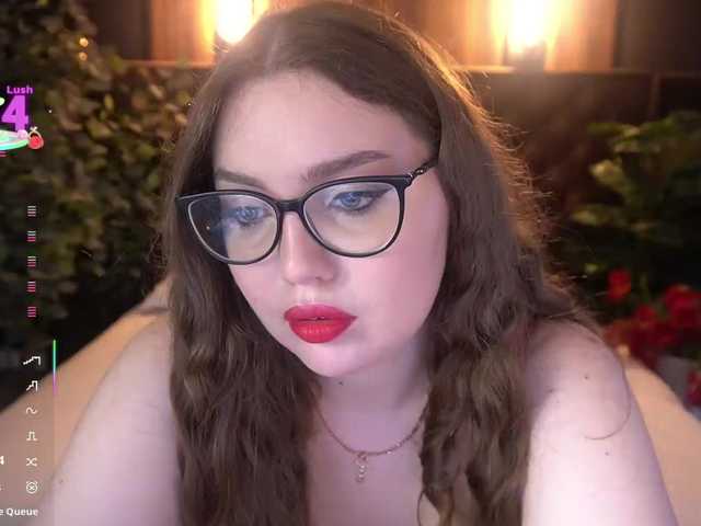 LuxSopphia live cam on BongaCams