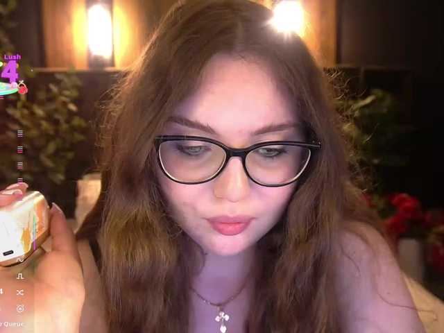 LuxSopphia live cam on BongaCams