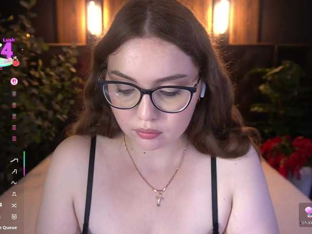LuxSopphia live webcam show