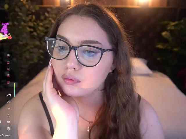 LuxSopphia webcam