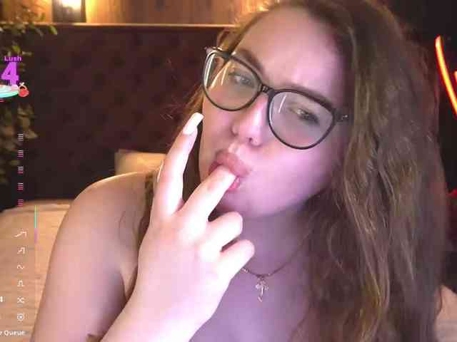 LuxSopphia webcam