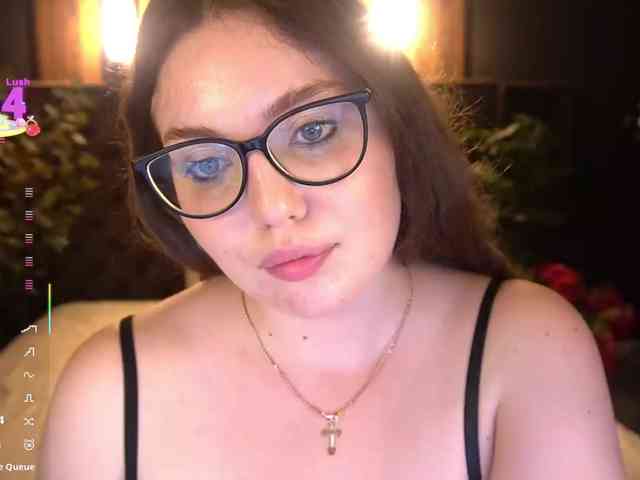 LuxSopphia webcam