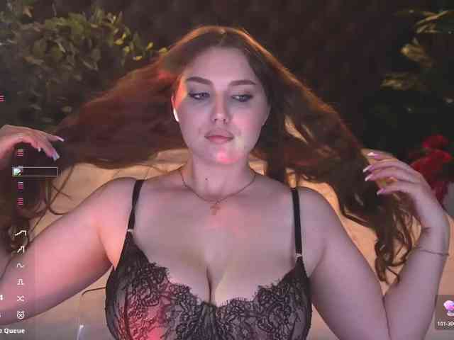 LuxSopphia Live Webcam on BongaCams