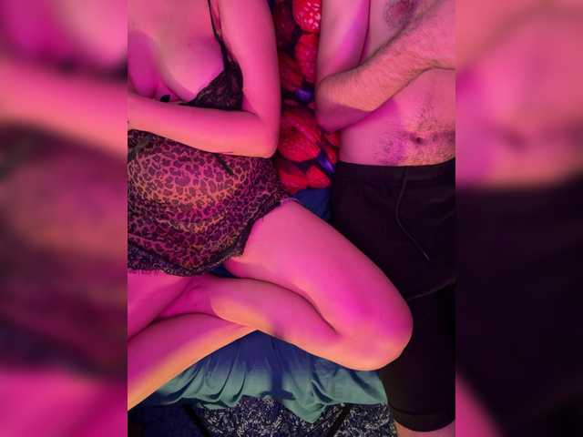 Lolab live cam on BongaCams