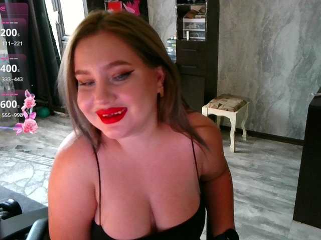 Kiki-03 live cam