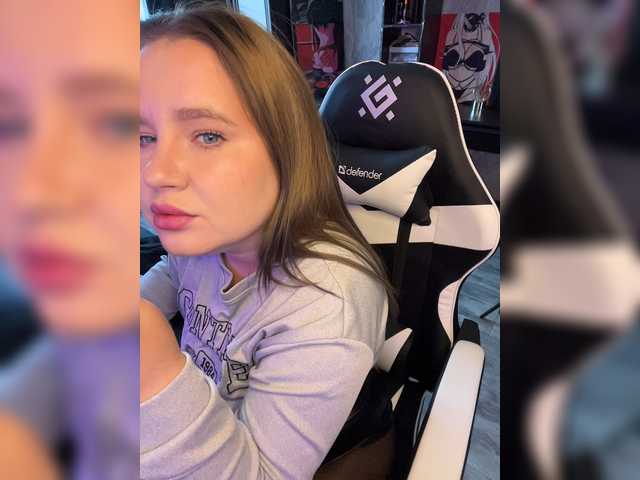 Kiki-03 live cam on BongaCams