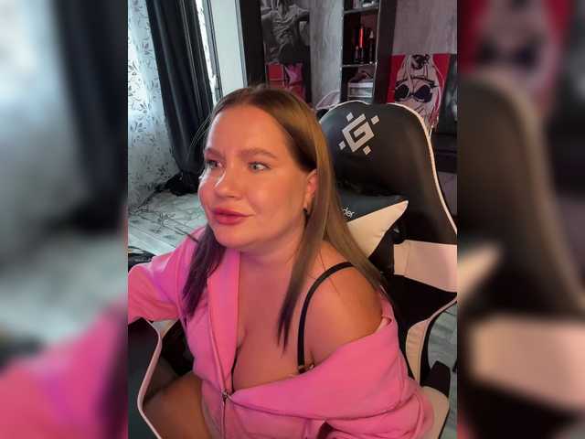 в попе у Kiki-03