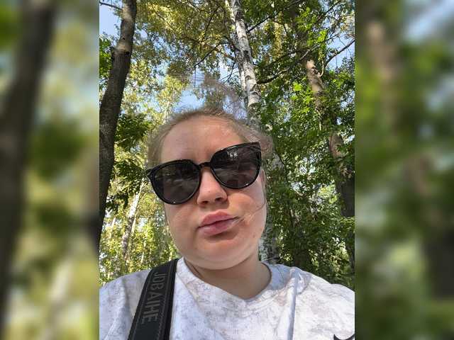 Kiki-03 live cam on BongaCams