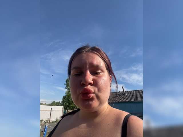 Kiki-03 live cam on BongaCams