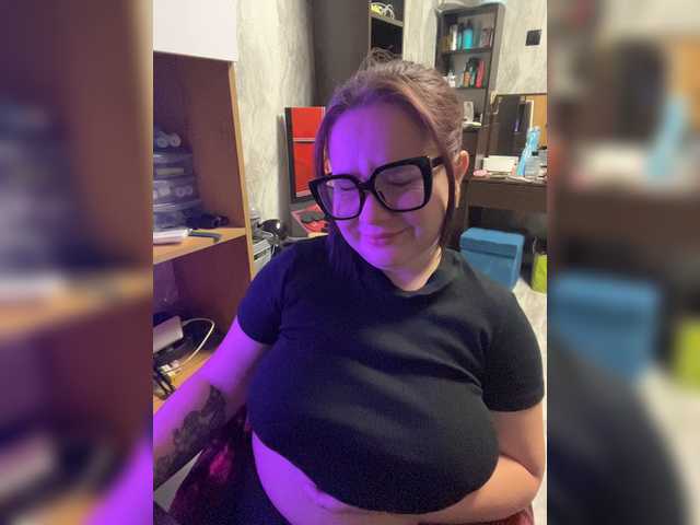 Kiki-03 live cam on BongaCams