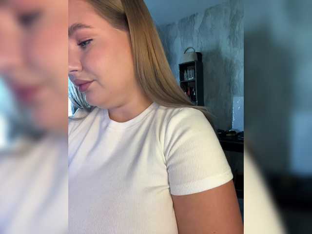 Kiki-03 live cam on BongaCams