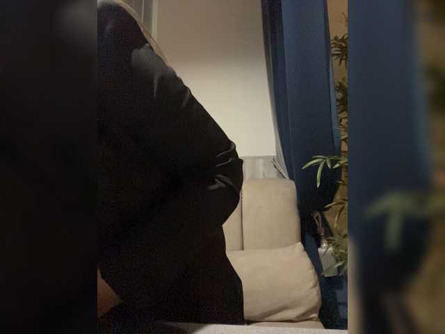 Kiki-03 live cam on BongaCams