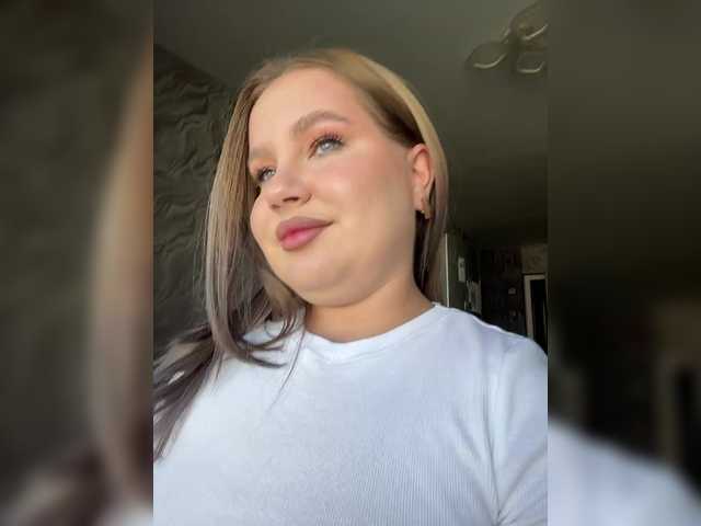 Kiki-03 live cam on BongaCams