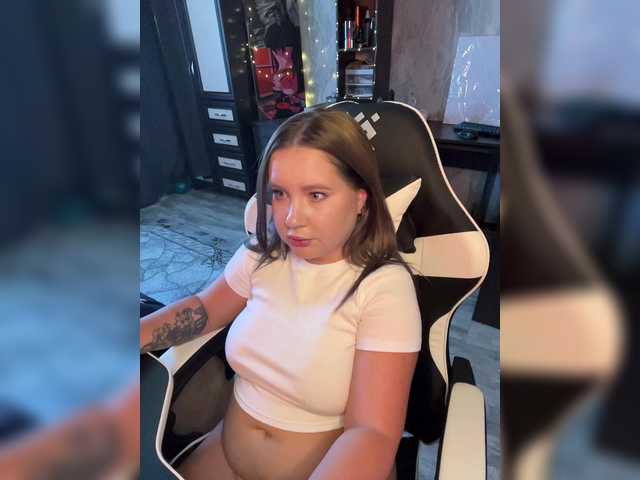 Kiki-03 live cam