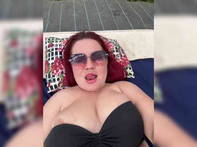 Kiki-03 Live Webcam on BongaCams