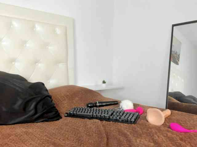 rouse-sexy-hotxx77 webcam