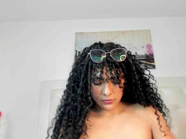 rouse-sexy-hotxx77 webcam