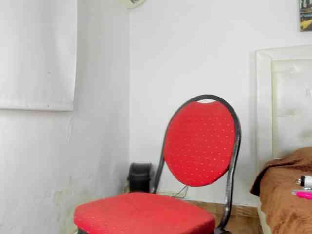 rouse-sexy-hotxx77 webcam