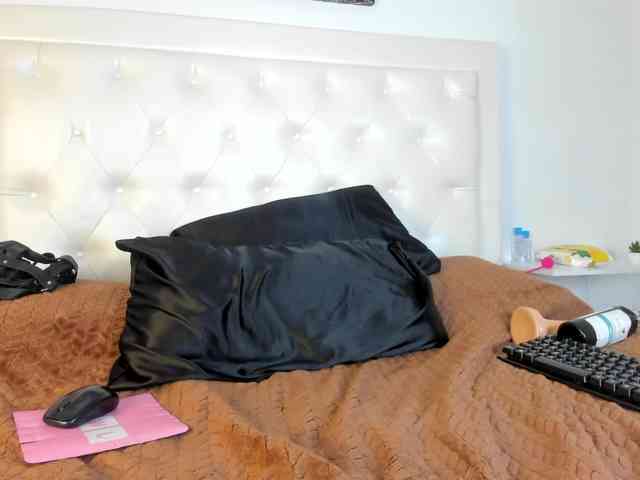 rouse-sexy-hotxx77 webcam