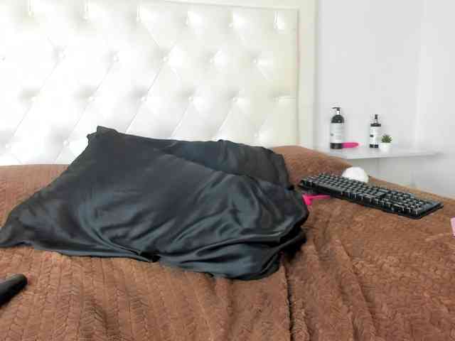 rouse-sexy-hotxx77 webcam