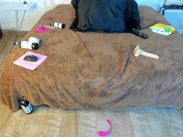 rouse-sexy-hotxx77 webcam