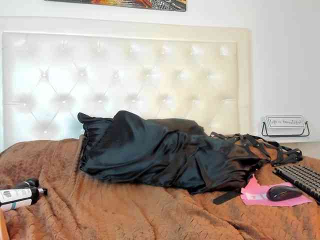 rouse-sexy-hotxx77 webcam