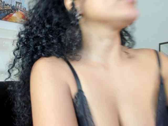 rouse-sexy-hotxx77 webcam