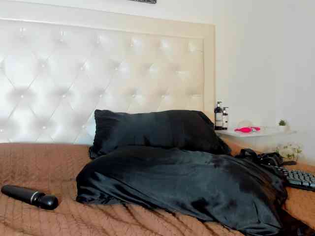 rouse-sexy-hotxx77 webcam