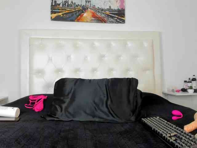 rouse-sexy-hotxx77's live room