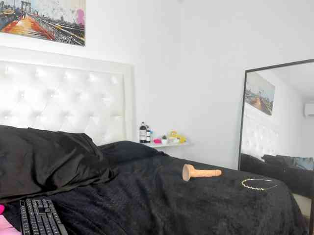 rouse-sexy-hotxx77 webcam