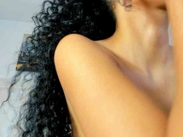 rouse-sexy-hotxx77 webcam