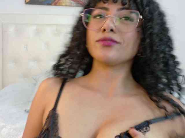 rouse-sexy-hotxx77 webcam