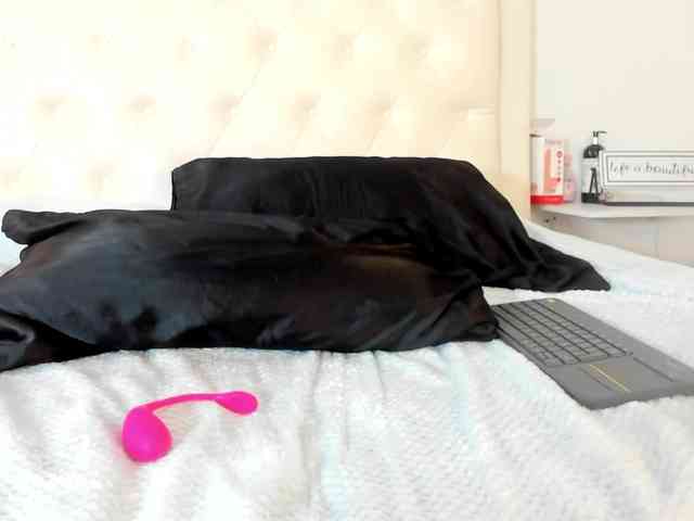 rouse-sexy-hotxx77 webcam