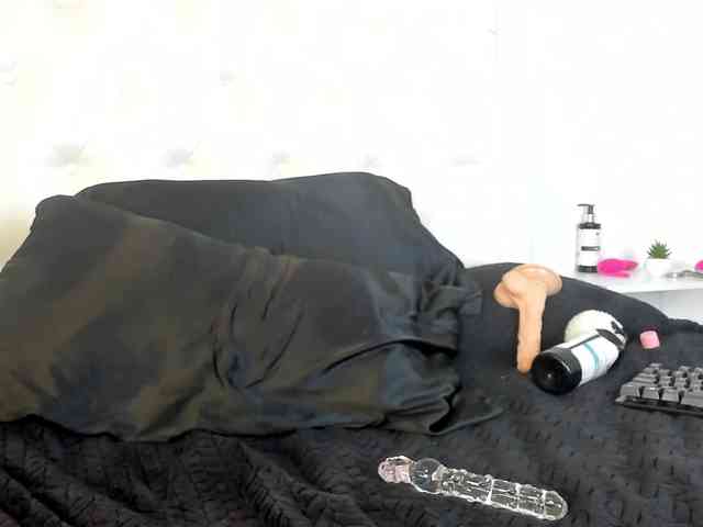 rouse-sexy-hotxx77 webcam