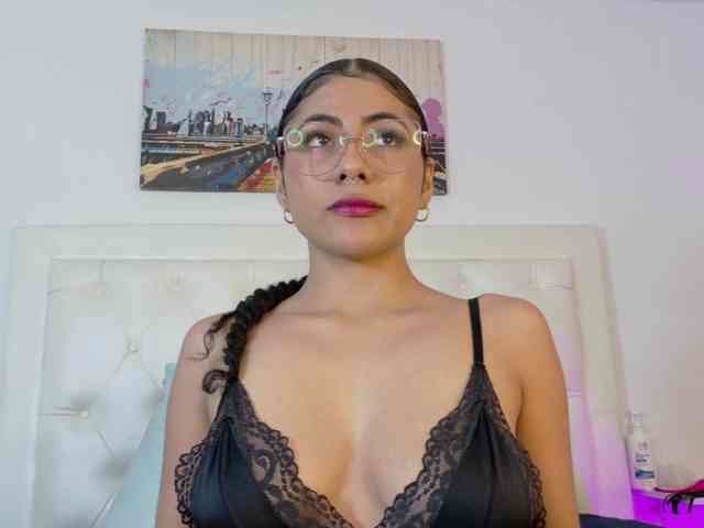 rouse-sexy-hotxx77 webcam