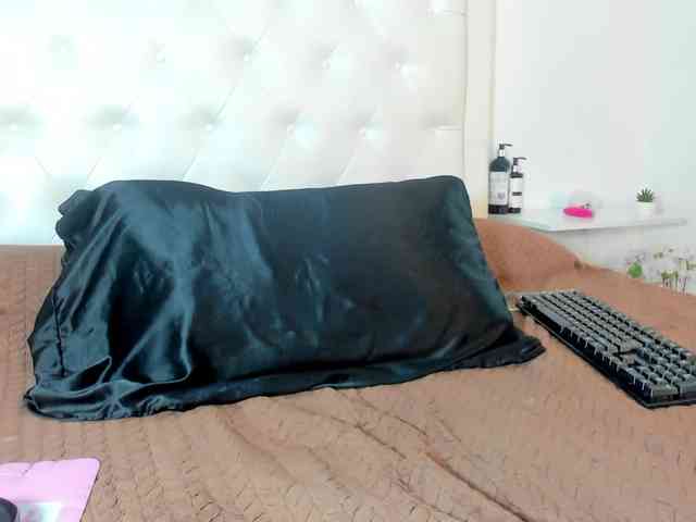 rouse-sexy-hotxx77 webcam