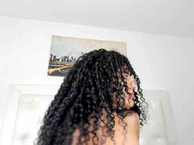 rouse-sexy-hotxx77 webcam