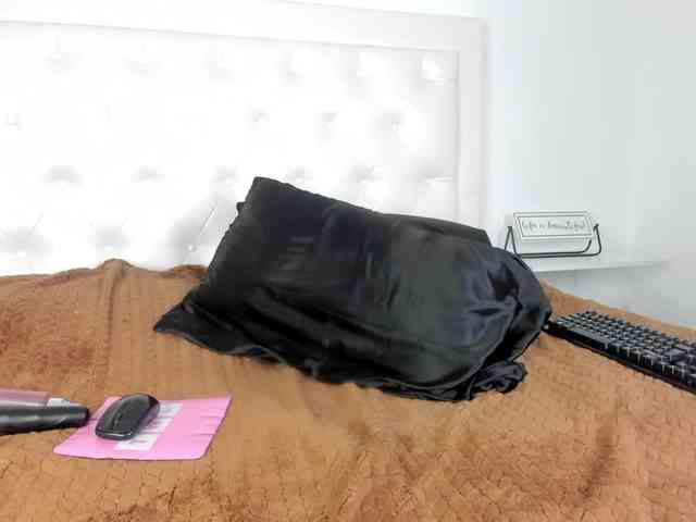 rouse-sexy-hotxx77 webcam