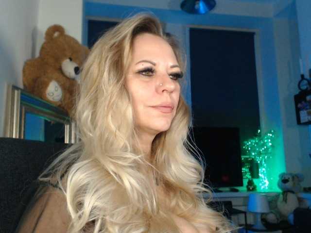 LadyVelvet