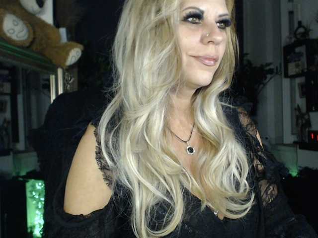 LadyVelvet