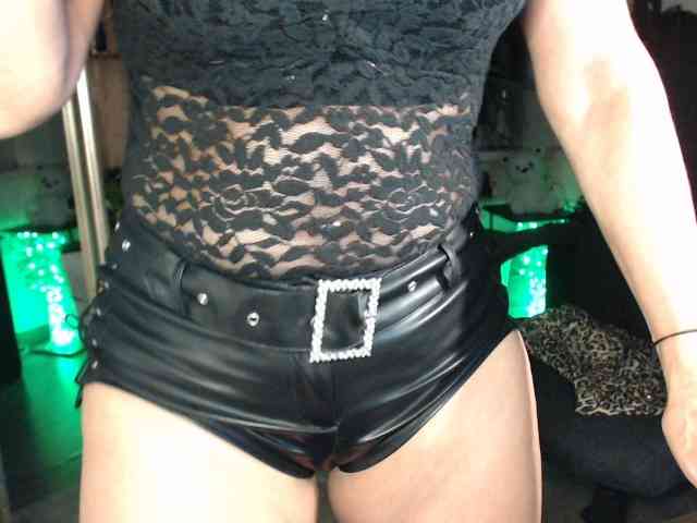 LadyVelvet webcam