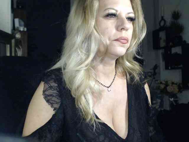 LadyVelvet