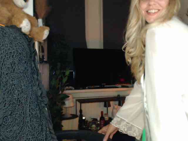 LadyVelvet webcam