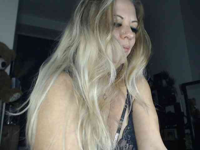 LadyVelvet