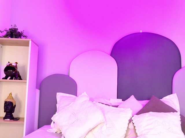 TaraCarson's BongaCams show and profile