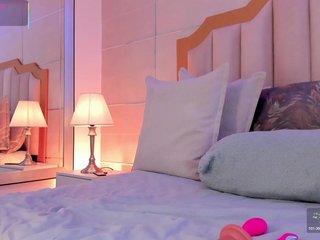 MaddieParker Porn Show