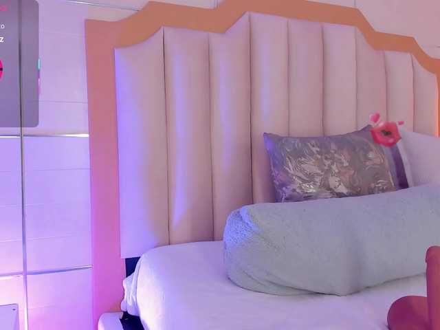MaddieParker live cam on BongaCams