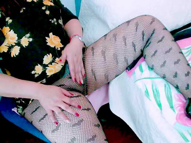 Kendraline live cam on BongaCams