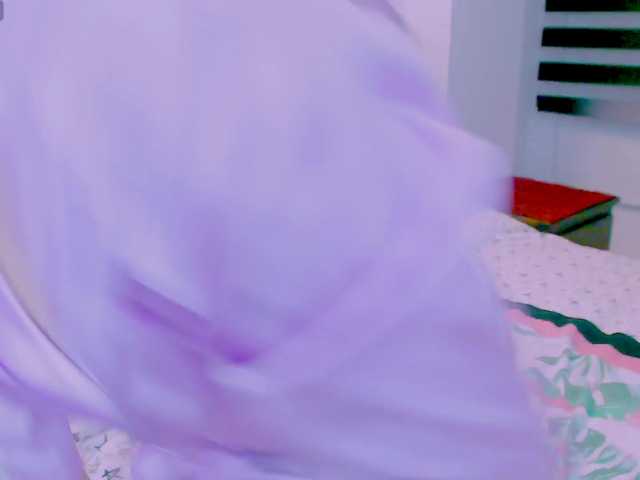 Kendraline, en vivo ahora en BongaCams