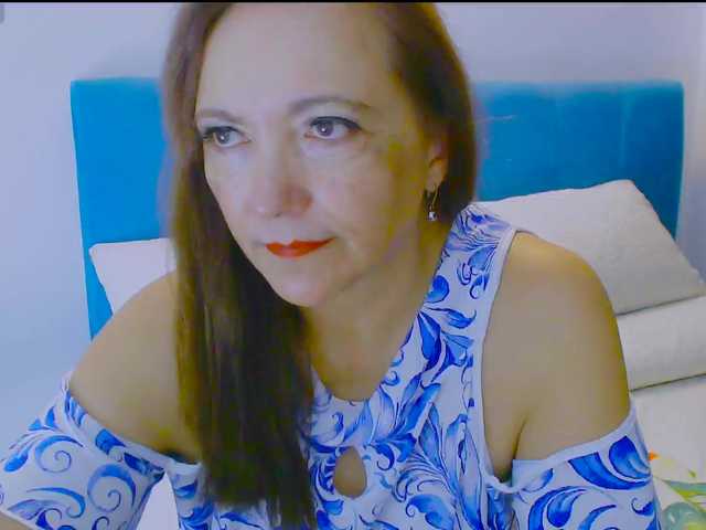Kendraline live cam on BongaCams
